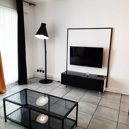 La Poterie - Appartement Avec Balcon Et Parking Prive Quimper Eksteriør billede